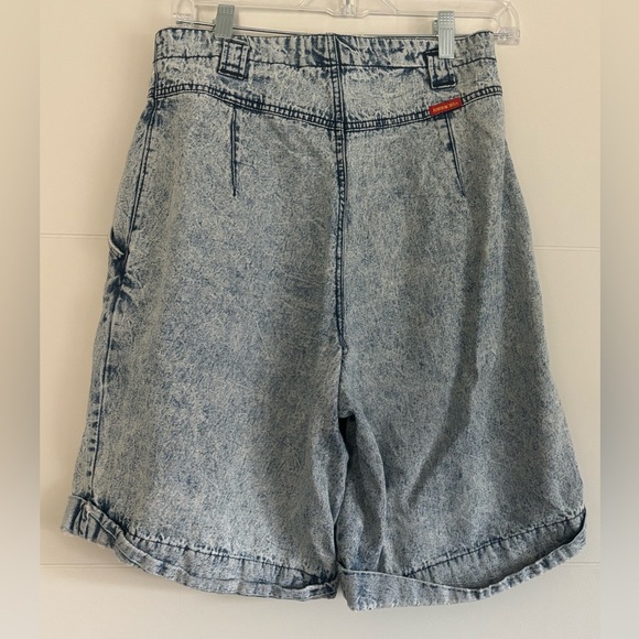 Vintage Jordache Gray Bermuda Shorts High-Waisted Pleated - Picture 3 of 4